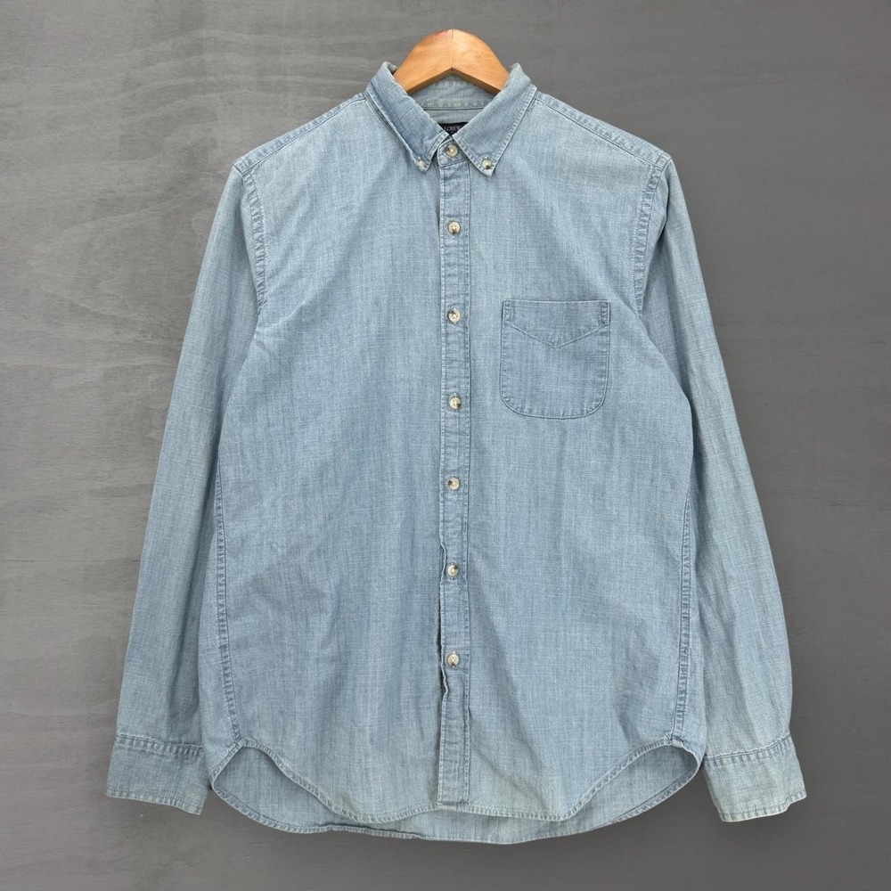 J.Crew Chambray Shirt Light Blue Button Down Long Sleeve Pocket Medium